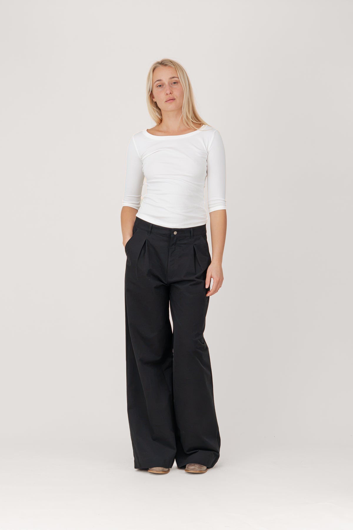 MODEL: 175 CM / Size M