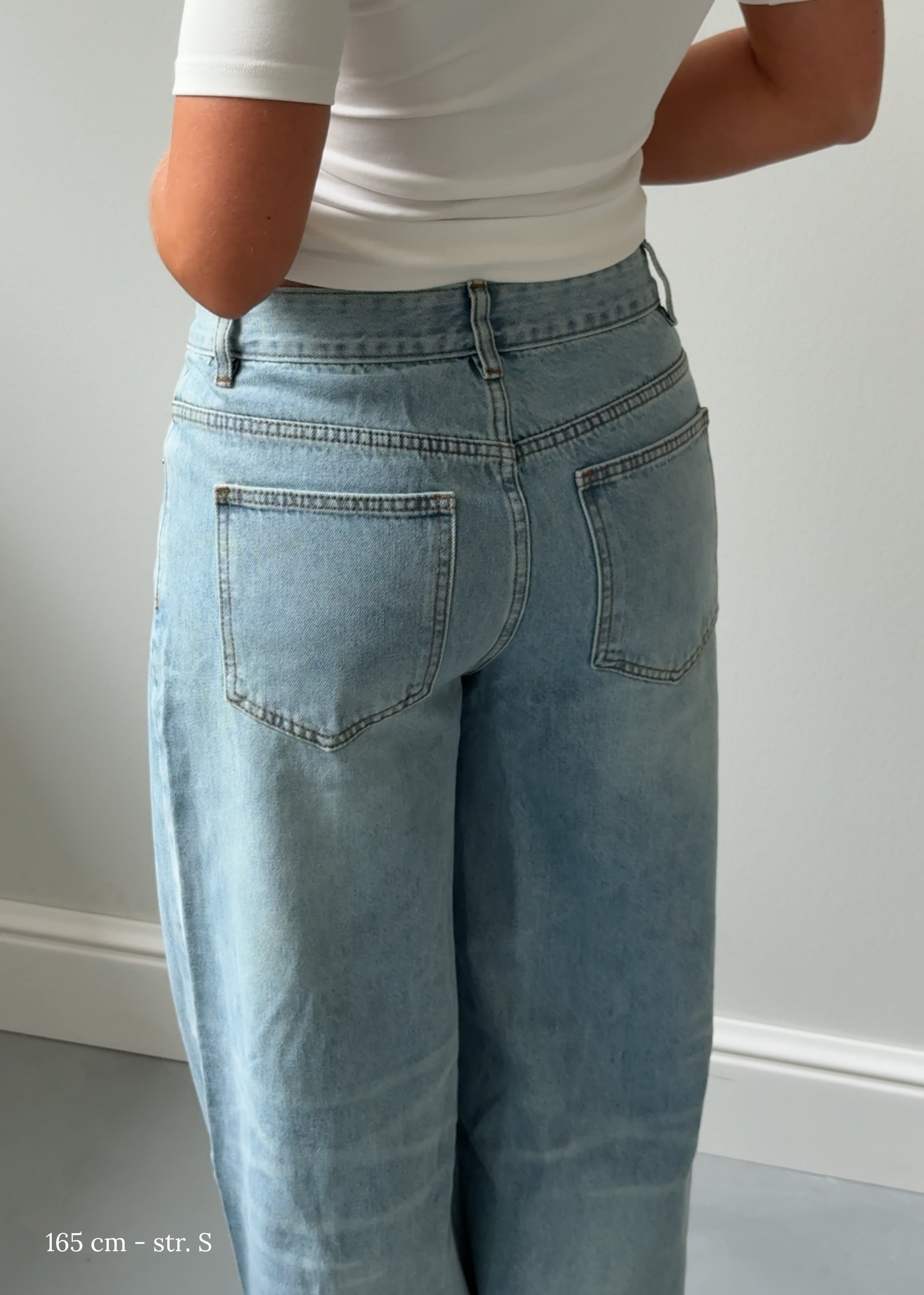 Alma Jeans