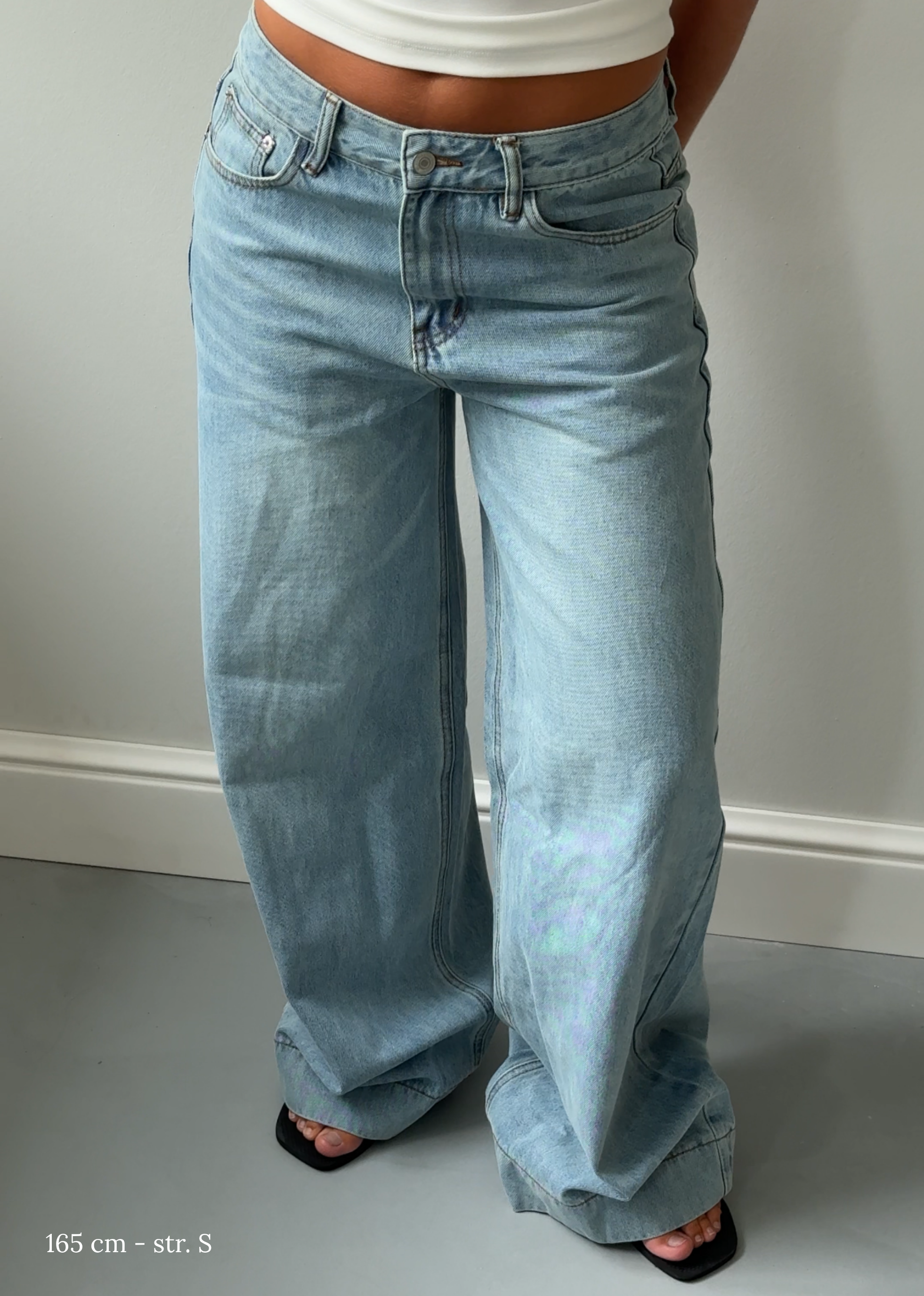 Alma Jeans
