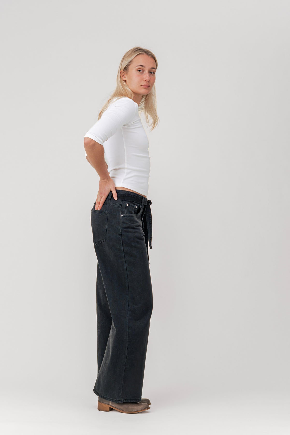 MODEL: 175 cm / Size M