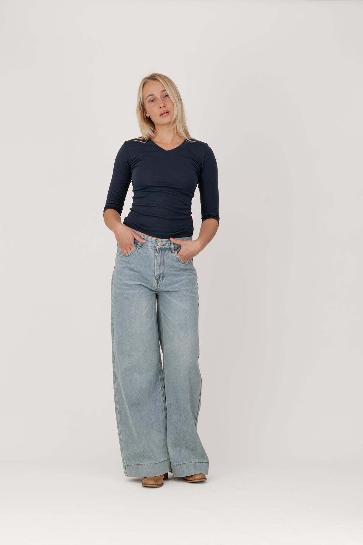 MODEL: 175 CM / Size M