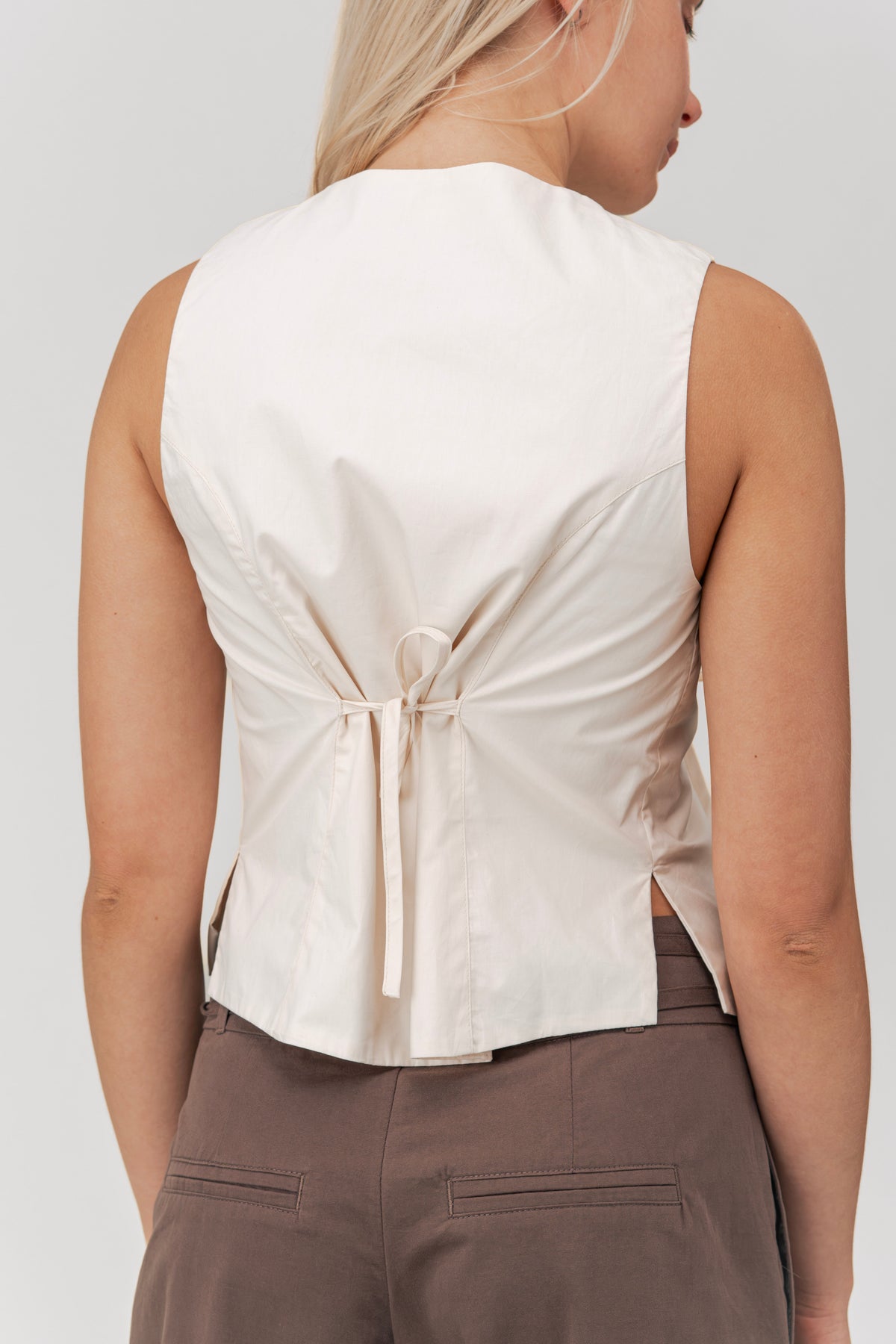 MODEL: 175 cm / Size S