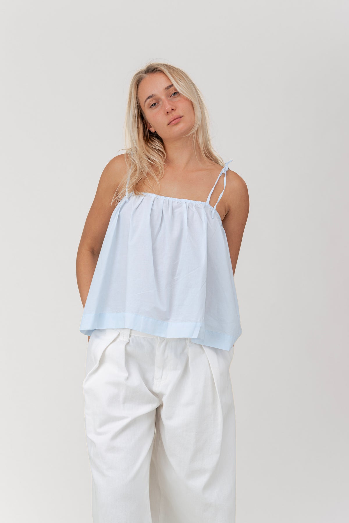 MODEL: 175 cm / Size S