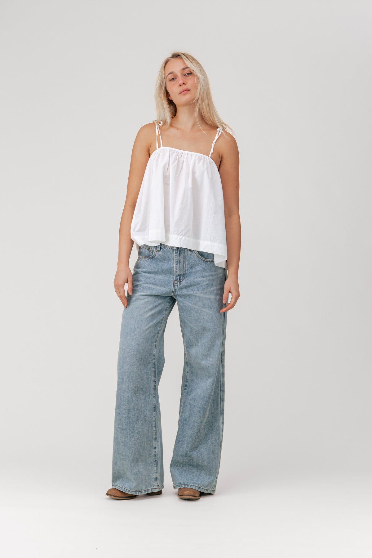 MODEL: 175 cm / Size S