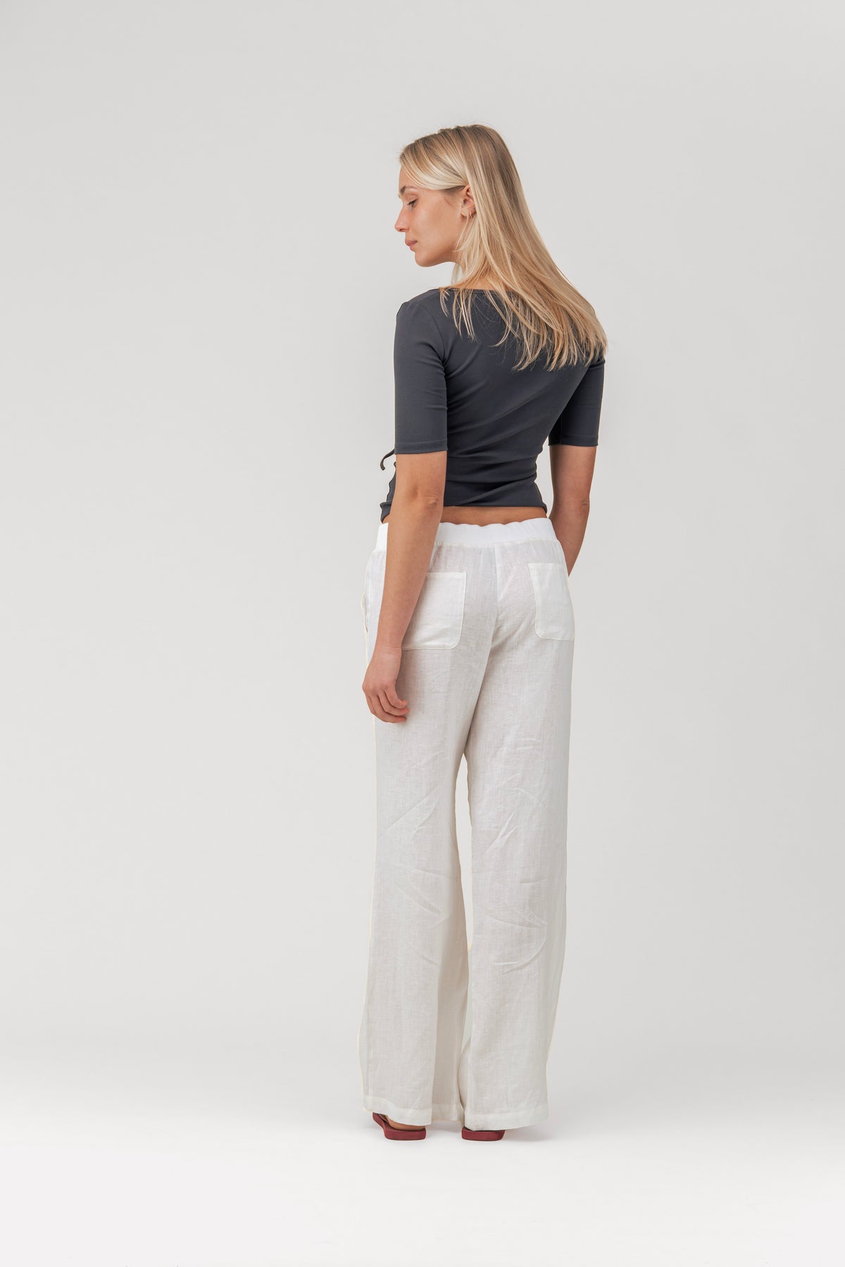 MODEL: 175 cm / Size M