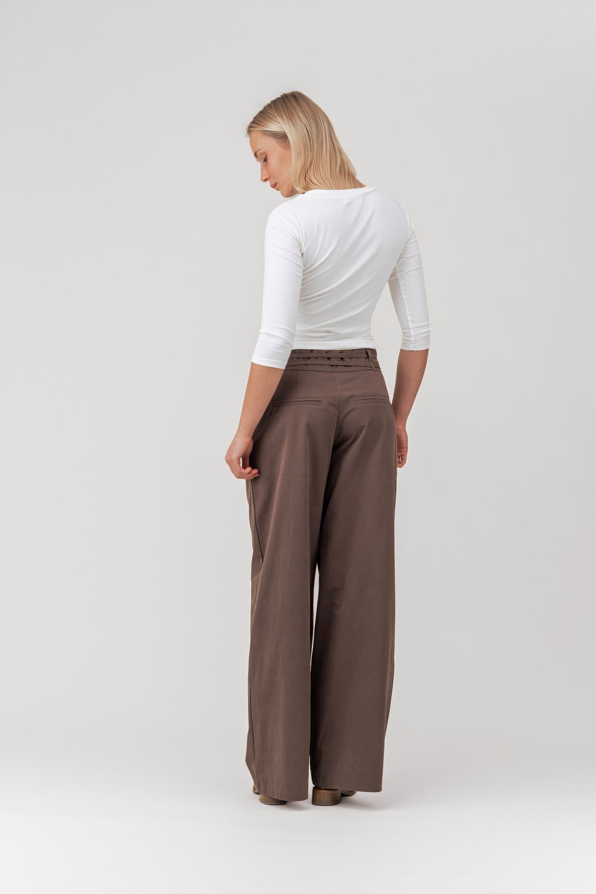 MODEL: 175 cm / Size M