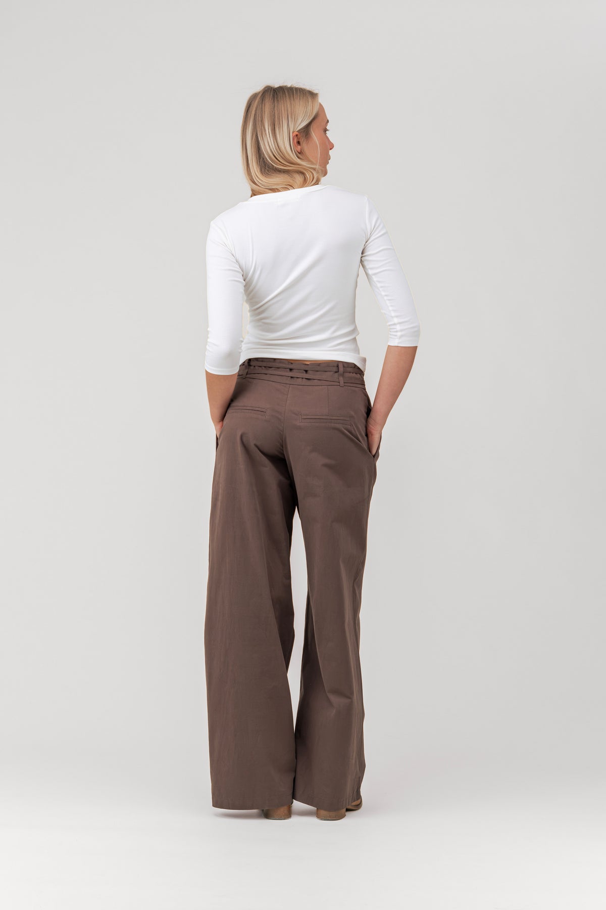 MODEL: 175 cm / Size M